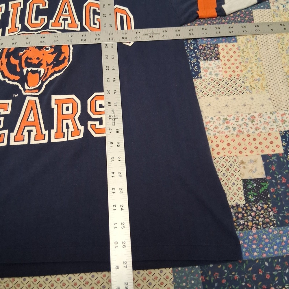 Vintage Chicago Bears Logo 7 Graphic T shirt Size Large Blue Stripe Sleeves - Picture 7 of 9
